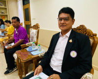 รองผู้ว่าราชการจังหวัดสุราษฎร์ธานี ให้การต้อนรับหม่อมราชวงศ์ ... พารามิเตอร์รูปภาพ 7