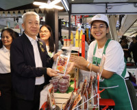 รองผู้ว่าราชการจังหวัดสุราษฎร์ธานี เป็นประธานพิธีเปิดงานเกษต ... พารามิเตอร์รูปภาพ 7