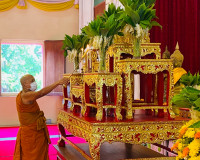 รองผู้ว่าราชการจังหวัดสุราษฎร์ธานี เป็นประธานในพิธีวันบูรพาจ ... พารามิเตอร์รูปภาพ 3