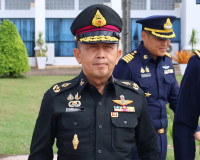 ผู้ว่าฯ สุราษฎร์ธานี ให้การต้อนรับ พล.อ.ศิวะ ภระมรทัต ประจำส ... พารามิเตอร์รูปภาพ 7