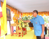 รองผู้ว่าราชการจังหวัดสุราษฎร์ธานี เป็นประธานในพิธีมอบสิ่งขอ ... พารามิเตอร์รูปภาพ 1