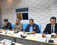 รองผู้ว่าราชการจังหวัดสุราษฎร์ธานี เป็นประธานในการประชุมคณะอ ... พารามิเตอร์รูปภาพ 3