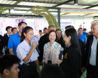 รัฐมนตรีว่าการกระทรวงศึกษาธิการ ลงพื้นที่จังหวัดสุราษฎร์ธานี ... พารามิเตอร์รูปภาพ 18