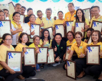 รองผู้ว่าราชการจังหวัดสุราษฎร์ธานี รองผู้ว่าราชการจังหวัดสุร ... พารามิเตอร์รูปภาพ 10