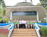 รองผู้ว่าราชการจังหวัดสุราษฎร์ธานี ให้การต้อนรับนายชัยชนะ เด ... พารามิเตอร์รูปภาพ 6