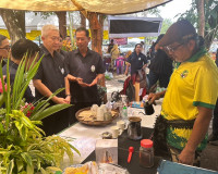 รองผู้ว่าราชการจังหวัดสุราษฎร์ธานี เป็นประธานเปิดโครงการคลิน ... พารามิเตอร์รูปภาพ 9