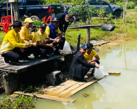 รองผู้ว่าราชการจังหวัดสุราษฎร์ธานี เป็นประธานกล่าวเปิดกิจกรร ... พารามิเตอร์รูปภาพ 18