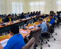 รองผู้ว่าราชการจังหวัดสุราษฎร์ธานี เป็นประธานการประชุมคณะอนุ ... พารามิเตอร์รูปภาพ 12