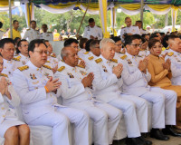 พสกนิกรจังหวัดสุราษฎร์ธานีทุกหมู่เหล่าพร้อมใจร่วมพิธีทำบุญตั ... พารามิเตอร์รูปภาพ 7