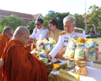 พสกนิกรจังหวัดสุราษฎร์ธานีทุกหมู่เหล่าพร้อมใจร่วมพิธีทำบุญตั ... พารามิเตอร์รูปภาพ 12