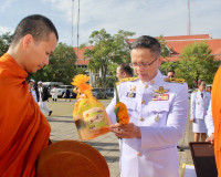 พสกนิกรจังหวัดสุราษฎร์ธานีทุกหมู่เหล่าพร้อมใจร่วมพิธีทำบุญตั ... พารามิเตอร์รูปภาพ 15