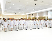 จังหวัดสุราษฎร์ธานีจัดพิธีถวายสัตย์ปฏิญาณเพื่อเป็นข้าราชการท ... พารามิเตอร์รูปภาพ 7