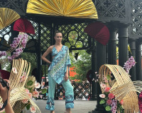 ผู้ว่าราชการจังหวัดสุราษฎร์ธานี นำทีม มหาวิทยาลัยราชภัฎสุราษ ... พารามิเตอร์รูปภาพ 7