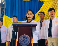 รองผู้ว่าราชการจังหวัดสุราษฎร์ธานี ประธานในพิธีกล่าวเปิดการแ ... พารามิเตอร์รูปภาพ 2