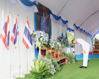 จังหวัดสุราษฎร์ธานี จัดพิธีทำบุญตักบาตรถวายพระราชกุศลเนื่องใ ... พารามิเตอร์รูปภาพ 2