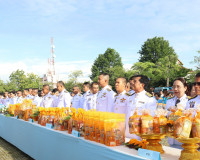 จังหวัดสุราษฎร์ธานี จัดพิธีทำบุญตักบาตรถวายพระราชกุศลเนื่องใ ... พารามิเตอร์รูปภาพ 18
