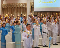 ผู้ว่าราชการจังหวัดสุราษฎร์ธานี นำข้าราชการและพสกนิกรชาวจังห ... พารามิเตอร์รูปภาพ 24