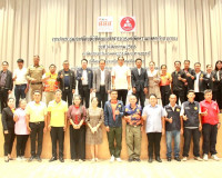 รองผู้ว่าราชการจังหวัดสุราษฎร์ธานี เป็นประธานในพิธีเปิดการปร ... พารามิเตอร์รูปภาพ 6