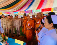 รองผู้ว่าราชการจังหวัดสุราษฎร์ธานี กล่าวถวายการต้อนรับพระเทพ ... พารามิเตอร์รูปภาพ 5
