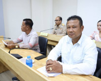 รองผู้ว่าราชการจังหวัดฯ เป็นประธานการประชุมการสรรหากรรมการธร ... พารามิเตอร์รูปภาพ 7