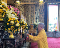 รองผู้ว่าราชการจังหวัดสุราษฎร์ธานี เป็นประธานในพิธีเจริญพระพ ... พารามิเตอร์รูปภาพ 1