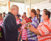 รองนายกรัฐมนตรีและรัฐมนตรีว่าการกระทรวงคมนาคม ลงพื้นที่พบปะเ ... พารามิเตอร์รูปภาพ 2