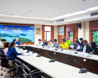 รองผู้ว่าราชการจังหวัดสุราษฎร์ธานี เป็นประธานการประชุมคณะกรร ... พารามิเตอร์รูปภาพ 8