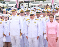 ข้าราชการและประชาชนจังหวัดสุราษฎร์ธานีทุกภาคส่วนประกอบพิธีวา ... พารามิเตอร์รูปภาพ 9