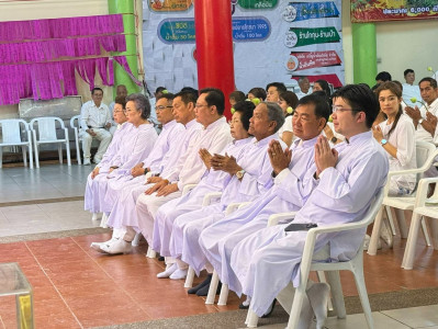 รองผู้ว่าราชการจังหวัดฯ ร่วมประกอบพิธีสวดมนต์-เดินธูป ในงานเ ... พารามิเตอร์รูปภาพ 1