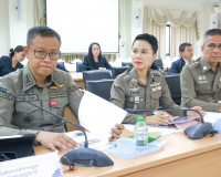 รองผู้ว่าราชการจังหวัดสุราษฎร์ธานี เป็นประธานในการประชุมคณะก ... พารามิเตอร์รูปภาพ 2