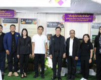 รองผู้ว่าราชการจังหวัดฯ ตรวจความพร้อมบูธนิทรรศการของ จ.สุราษ ... พารามิเตอร์รูปภาพ 5