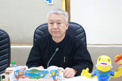 รองผู้ว่าราชการจังหวัดสุราษฎร์ธานี เป็นประธานการประชุมคณะผู้ ... พารามิเตอร์รูปภาพ 1