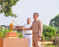ผู้ว่าฯ สุราษฎร์ธานี เป็นประธานพิธีบวงสรวงอัญเชิญ พระอนุสาวร ... พารามิเตอร์รูปภาพ 5