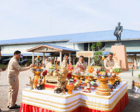 ผู้ว่าฯ สุราษฎร์ธานี เป็นประธานพิธีบวงสรวงอัญเชิญ พระอนุสาวร ... พารามิเตอร์รูปภาพ 9