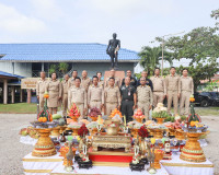 ผู้ว่าฯ สุราษฎร์ธานี เป็นประธานพิธีบวงสรวงอัญเชิญ พระอนุสาวร ... พารามิเตอร์รูปภาพ 15