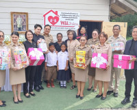 รองผู้ว่าราชการจังหวัดฯ เป็นประธานในพิธีมอบบ้านให้กับครอบครั ... พารามิเตอร์รูปภาพ 12