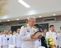 รองผู้ว่าราชการจังหวัดสุราษฎร์ธานี เป็นประธานในพิธีวางพานพุ่ ... พารามิเตอร์รูปภาพ 4