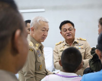 รองผู้ว่าราชการจังหวัดสุราษฎร์ธานี เป็นประธานในพิธีมอบสิ่งขอ ... พารามิเตอร์รูปภาพ 9