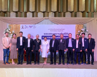 รองผู้ว่าราชการจังหวัดสุราษฎร์ธานี ร่วมแสดงความยินดีรองศาสตร ... พารามิเตอร์รูปภาพ 5