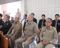 รมช.มหาดไทย ลงพื้นที่จังหวัดสุราษฎร์ธานีตรวจเยี่ยมและติดตามส ... พารามิเตอร์รูปภาพ 20