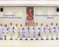 รองผู้ว่าราชการจังหวัดสุราษฎร์ธานี เป็นประธานในพิธีวางพานพุ่ ... พารามิเตอร์รูปภาพ 6