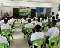 รองผู้ว่าราชการจังหวัดสุราษฎร์ธานี กล่าวต้อนรับนายศุภชัย ใจส ... พารามิเตอร์รูปภาพ 11