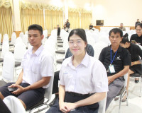 ประชาชนจังหวัดสุราษฎร์ธานีพร้อมใจเดินทางไปเข้าเฝ้าฯ กราบถวาย ... พารามิเตอร์รูปภาพ 6