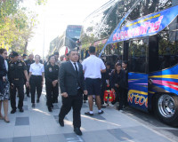 ประชาชนจังหวัดสุราษฎร์ธานีพร้อมใจเดินทางไปเข้าเฝ้าฯ กราบถวาย ... พารามิเตอร์รูปภาพ 22