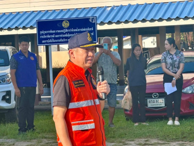 รองผู้ว่าราชการจังหวัดสุราษฎร์ธานี กล่าวพบปะให้โอวาทเจ้าหน้า ... พารามิเตอร์รูปภาพ 1