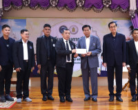 ผู้ว่าฯ สุราษฎร์ธานี มอบทุนการศึกษาแก่นักเรียนในจังหวัดสุราษ ... พารามิเตอร์รูปภาพ 13