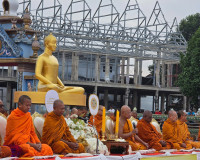 สุราษฎร์ธานีจัดพิธีทำบุญเมืองใหญ่ ตักบาตรพระ 1,110 รูป ฉลอง  ... พารามิเตอร์รูปภาพ 39