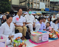 สุราษฎร์ธานีจัดพิธีทำบุญเมืองใหญ่ ตักบาตรพระ 1,110 รูป ฉลอง  ... พารามิเตอร์รูปภาพ 52