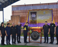 รองผู้ว่าราชการจังหวัดสุราษฎร์ธานี กล่าวต้อนรับ นายนเรศ ธำรง ... พารามิเตอร์รูปภาพ 4