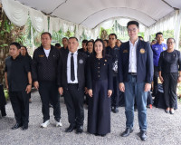ผู้ว่าราชการจังหวัดสุราษฎร์ธานี ต้อนรับ รมช.มหาดไทย ตรวจเยี่ ... พารามิเตอร์รูปภาพ 11